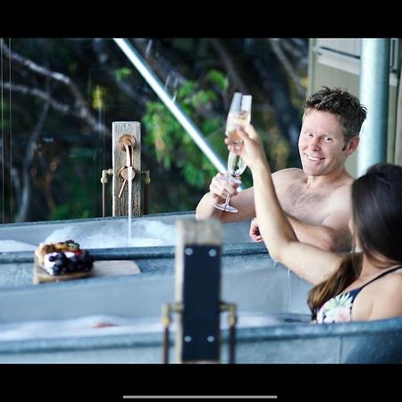 Hotel Drift Off Grid Luxury Eco Glamping Tarakohe Esterno foto